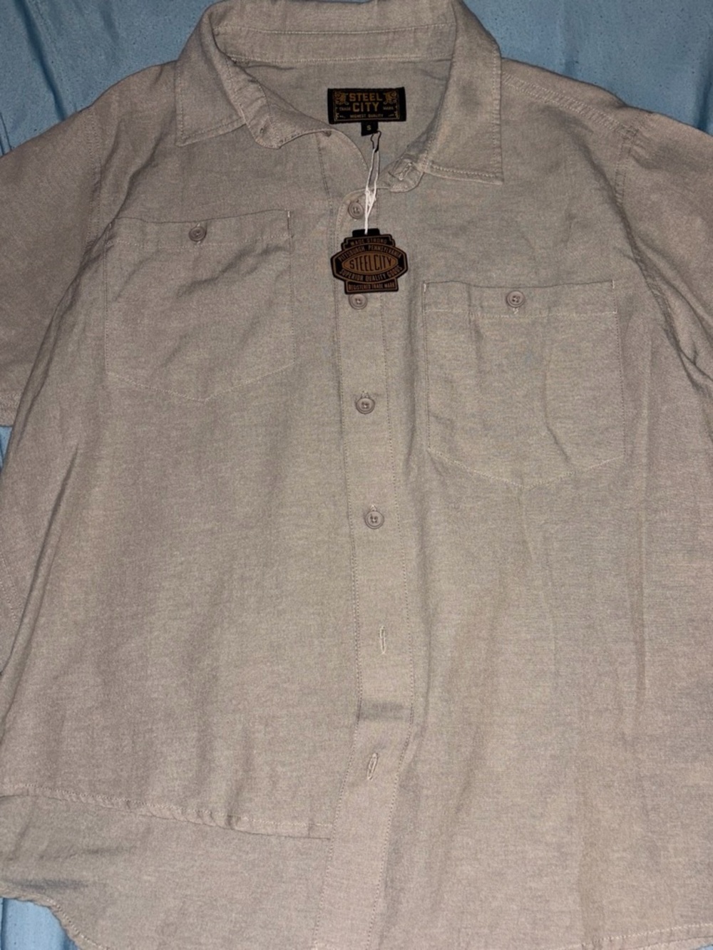 Steel City Men’s Casual Button-Down Shirt in Light Gray